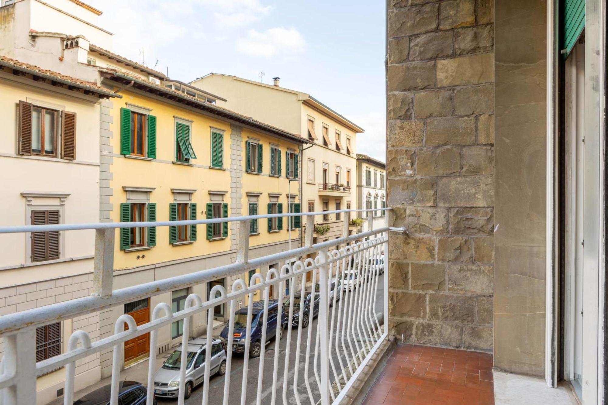Affittacamere Pier Capponi 17 & *