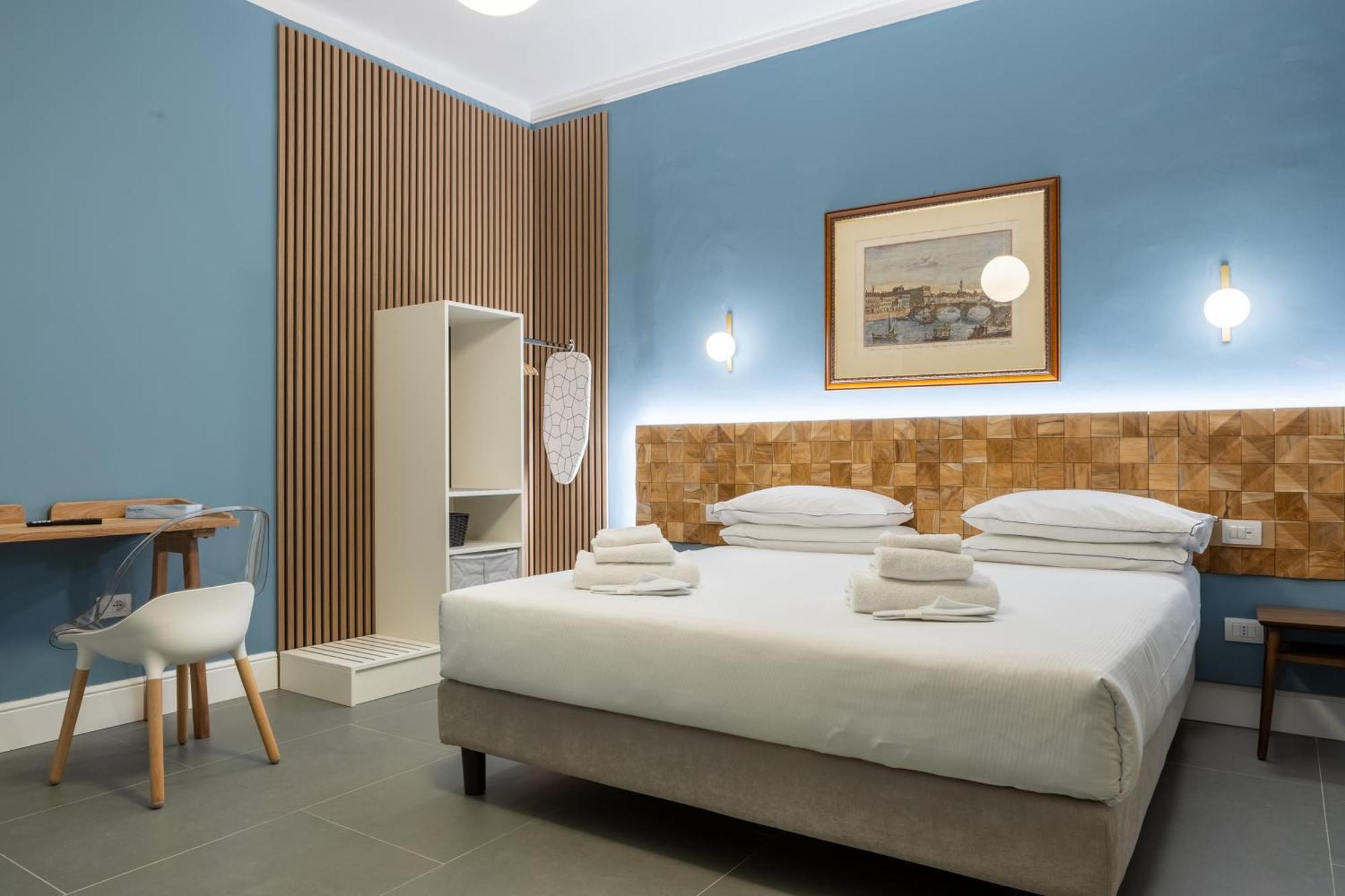 Pier Capponi 17 & Firenze